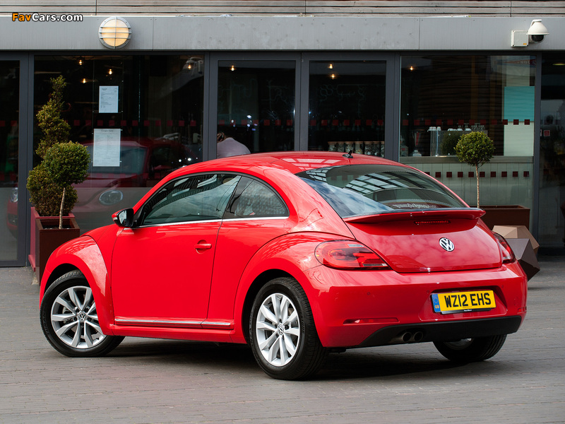 Pictures of Volkswagen Beetle UK-spec 2011 (800 x 600)
