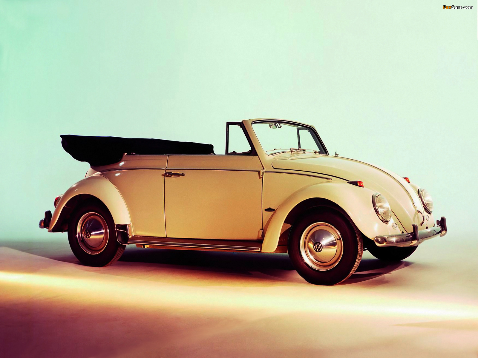 Volkswagen Käfer 1300 Cabriolet 1965–66 photos (1600 x 1200)