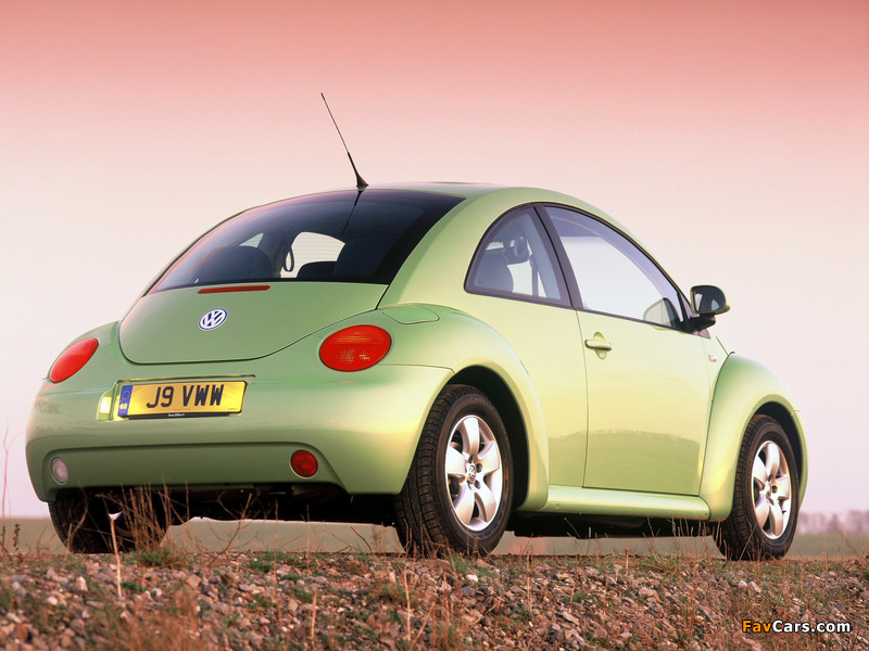 Volkswagen New Beetle UK-spec 1998–2005 photos (800 x 600)