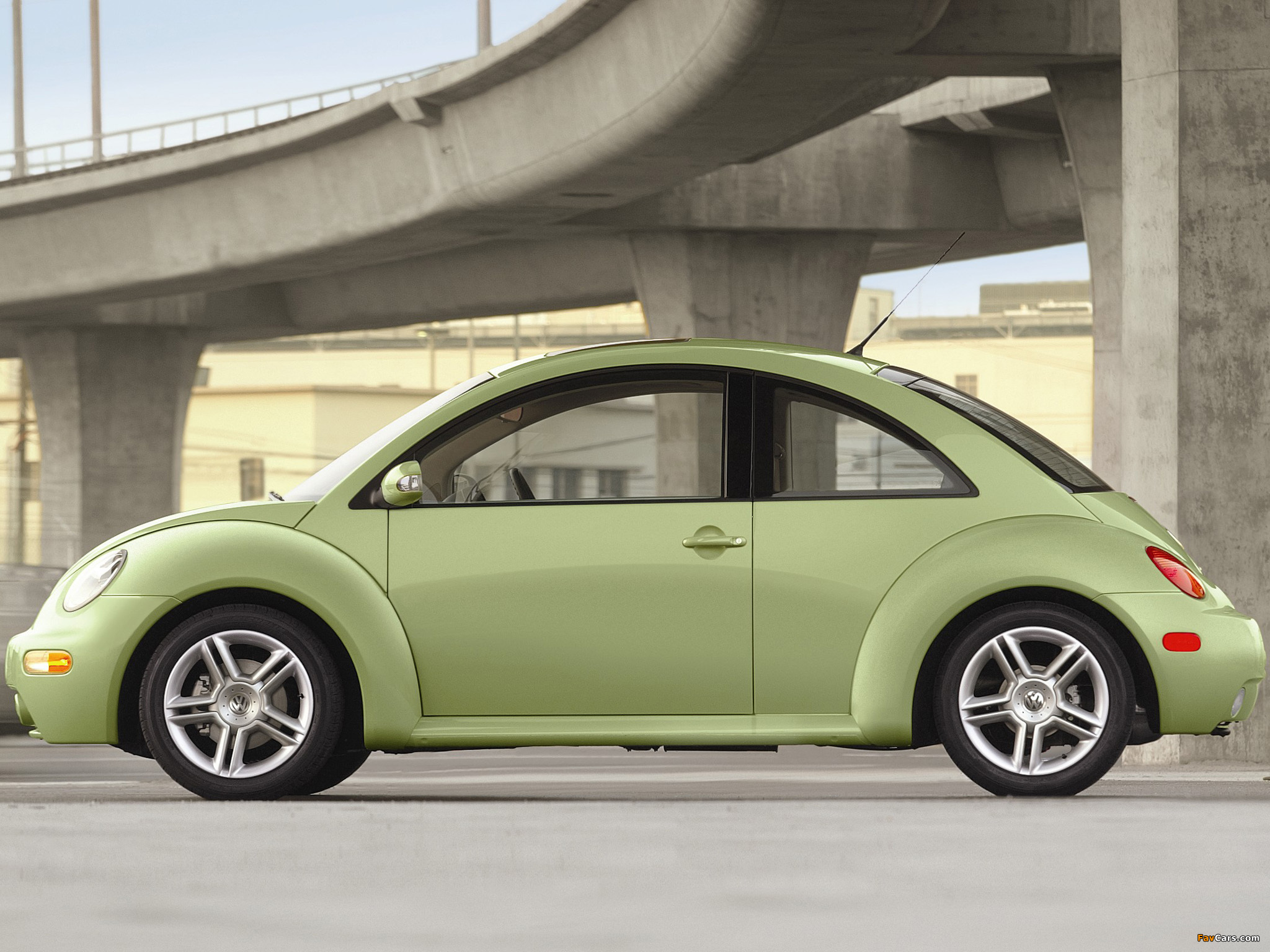 Volkswagen New Beetle US-spec 1998–2005 wallpapers (2048 x 1536)