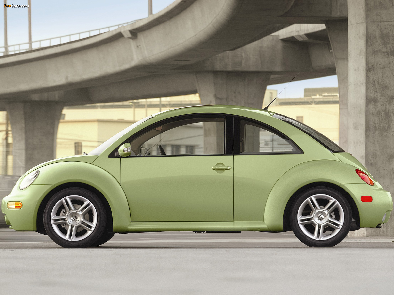 Volkswagen New Beetle US-spec 1998–2005 wallpapers (1600 x 1200)