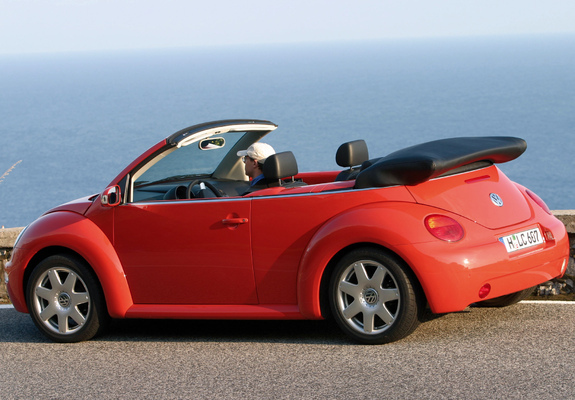 Volkswagen New Beetle Cabrio 2000–05 pictures