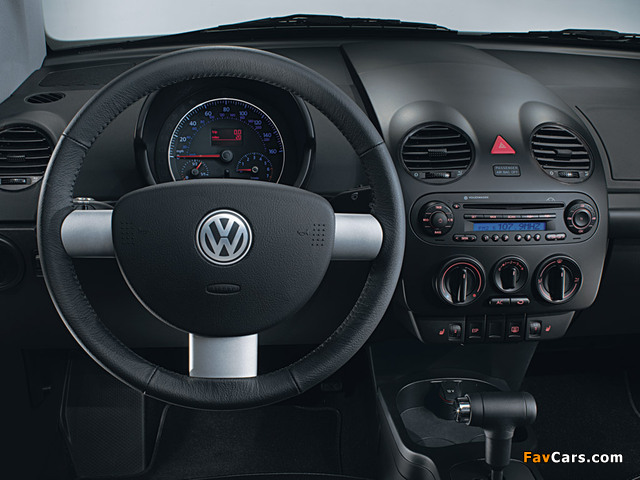 Volkswagen New Beetle Cabrio 2000–05 wallpapers (640 x 480)