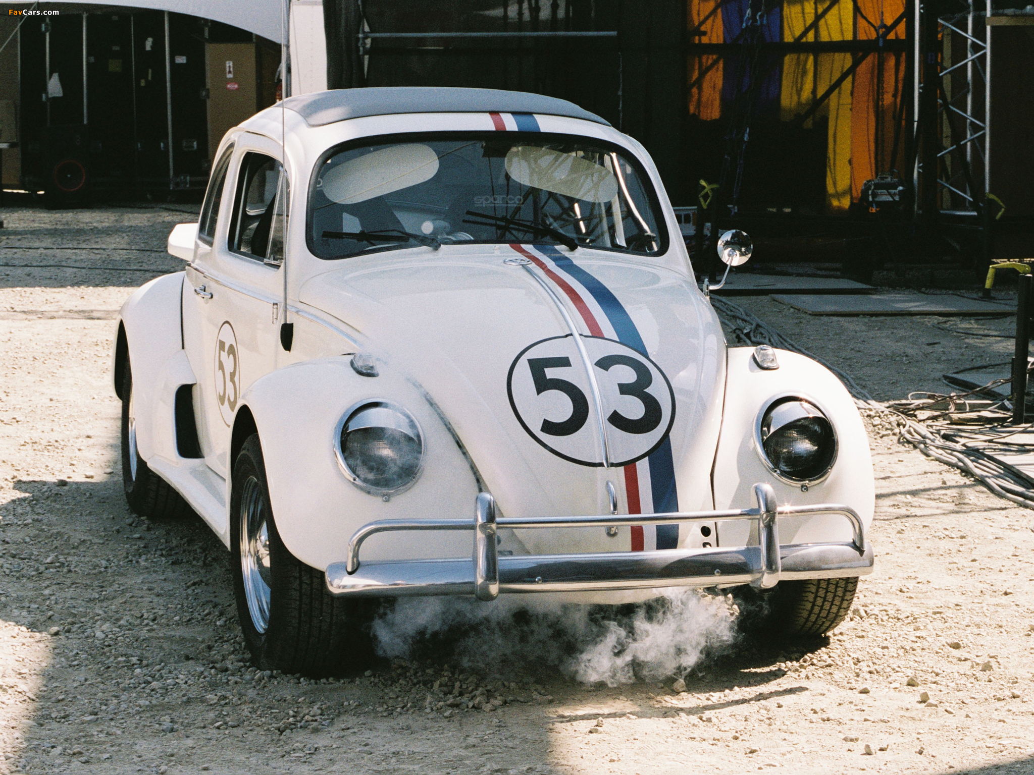 Volkswagen Beetle Herbie 2005 wallpapers (2048 x 1536)