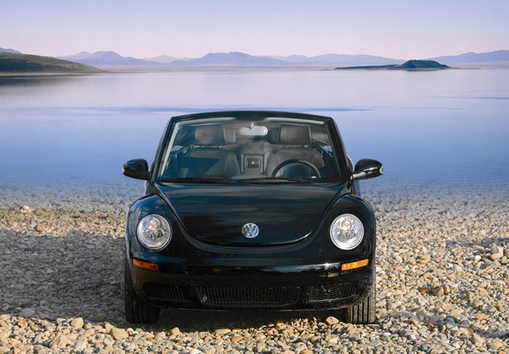 Volkswagen New Beetle Convertible 2006–10 images