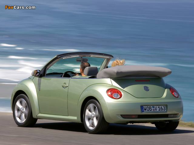 Volkswagen New Beetle Cabrio 2006–10 images (640 x 480)