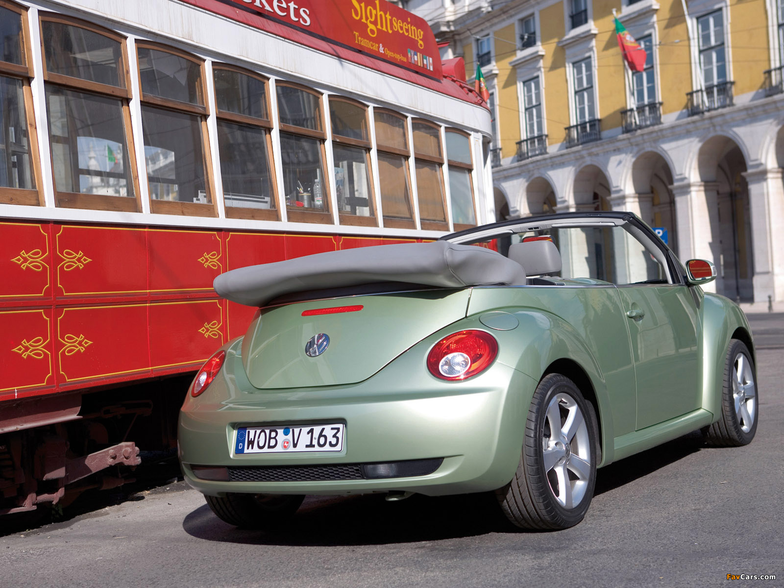 Volkswagen New Beetle Cabrio 2006–10 images (1600 x 1200)