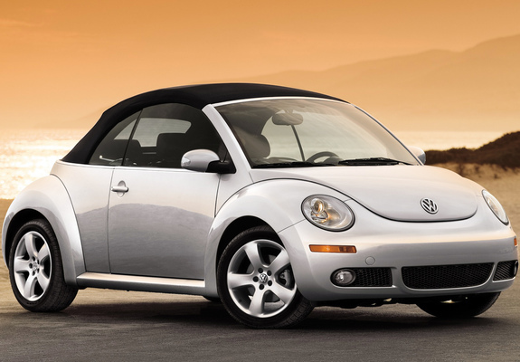 Volkswagen New Beetle Convertible 2006–10 photos