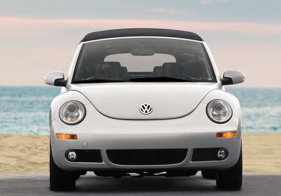 Volkswagen New Beetle Convertible 2006–10 pictures