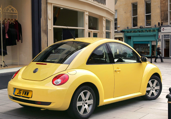 Volkswagen New Beetle UK-spec 2006–10 wallpapers
