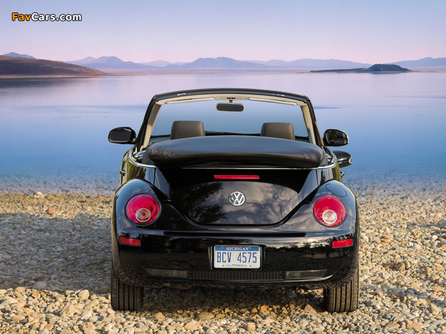 Volkswagen New Beetle Convertible 2006–10 wallpapers (640 x 480)