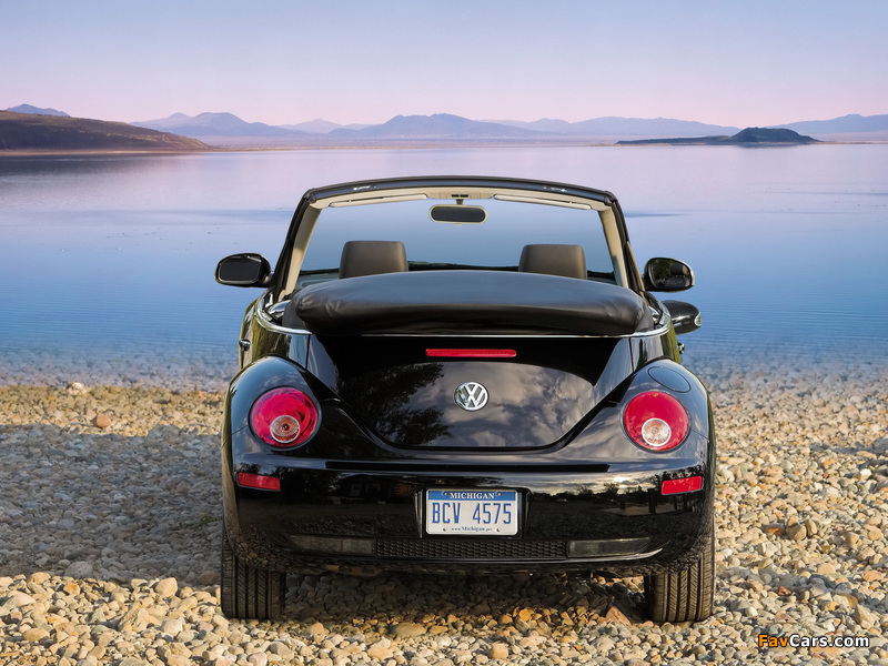 Volkswagen New Beetle Convertible 2006–10 wallpapers (800 x 600)