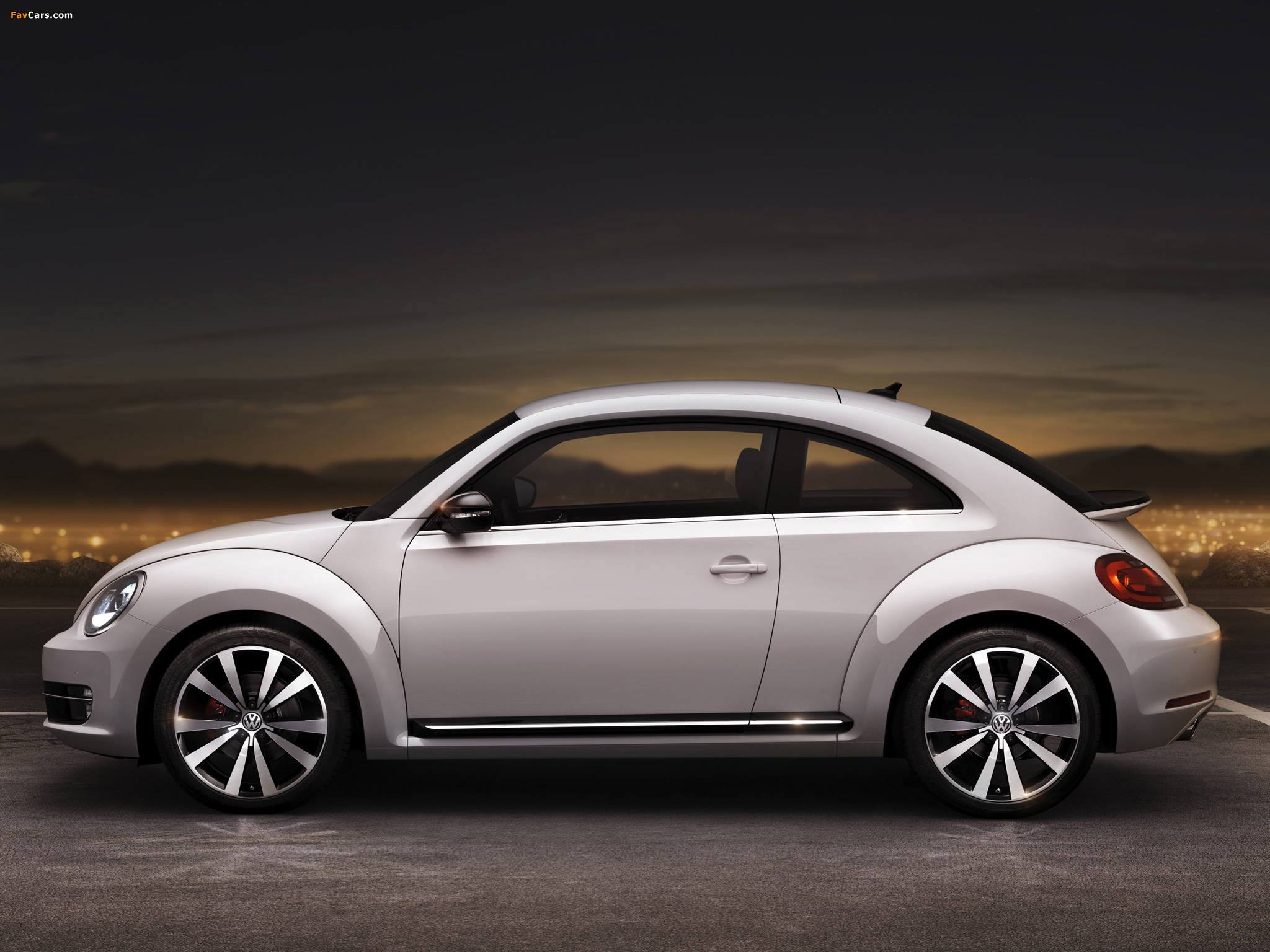 Volkswagen Beetle Turbo 2011 images (2048 x 1536)