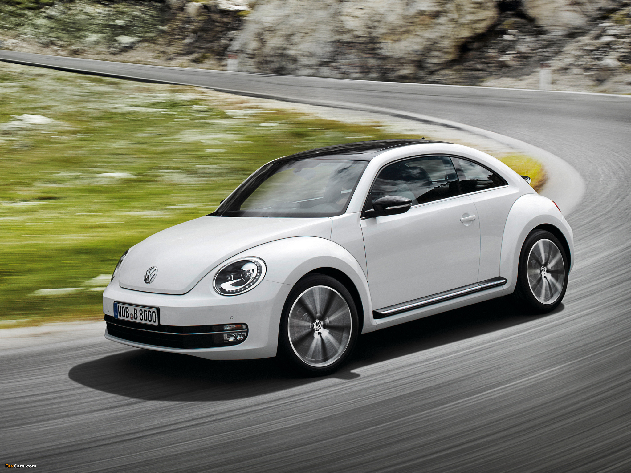 Volkswagen Beetle Turbo 2011 images (2048 x 1536)