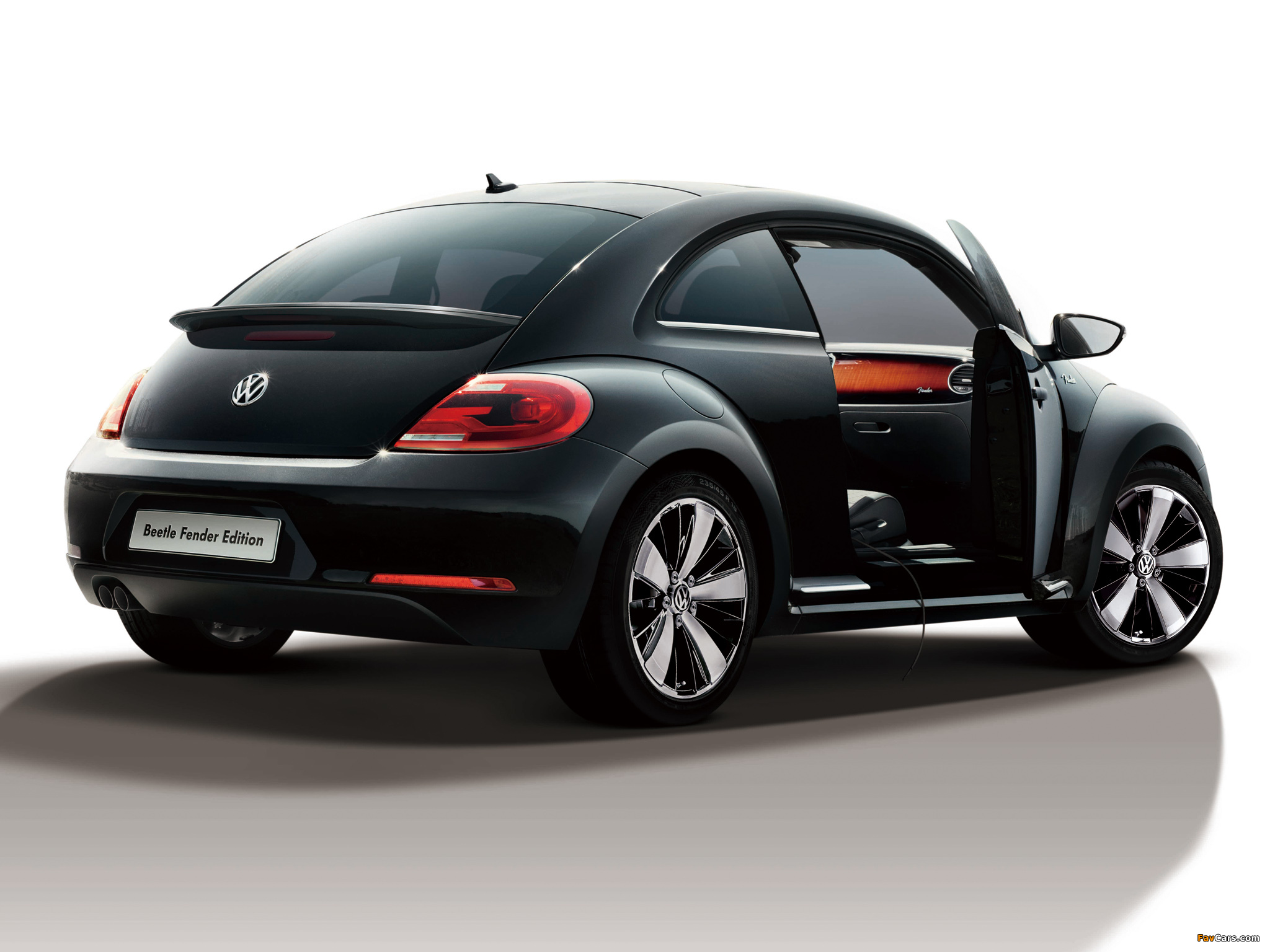 Volkswagen Beetle Fender Edition 2012 images (2048 x 1536)