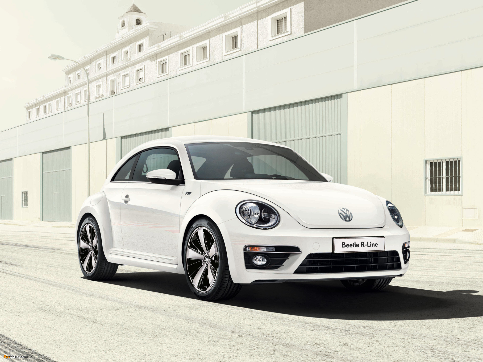 Volkswagen Beetle R-Line 2012 wallpapers (2048 x 1536)