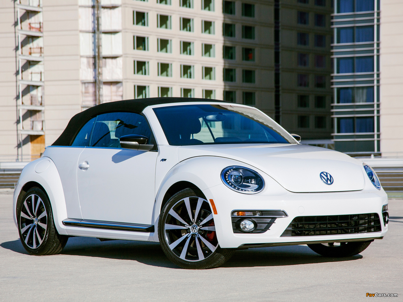 Volkswagen Beetle Convertible R-Line 2013 images (1280 x 960)
