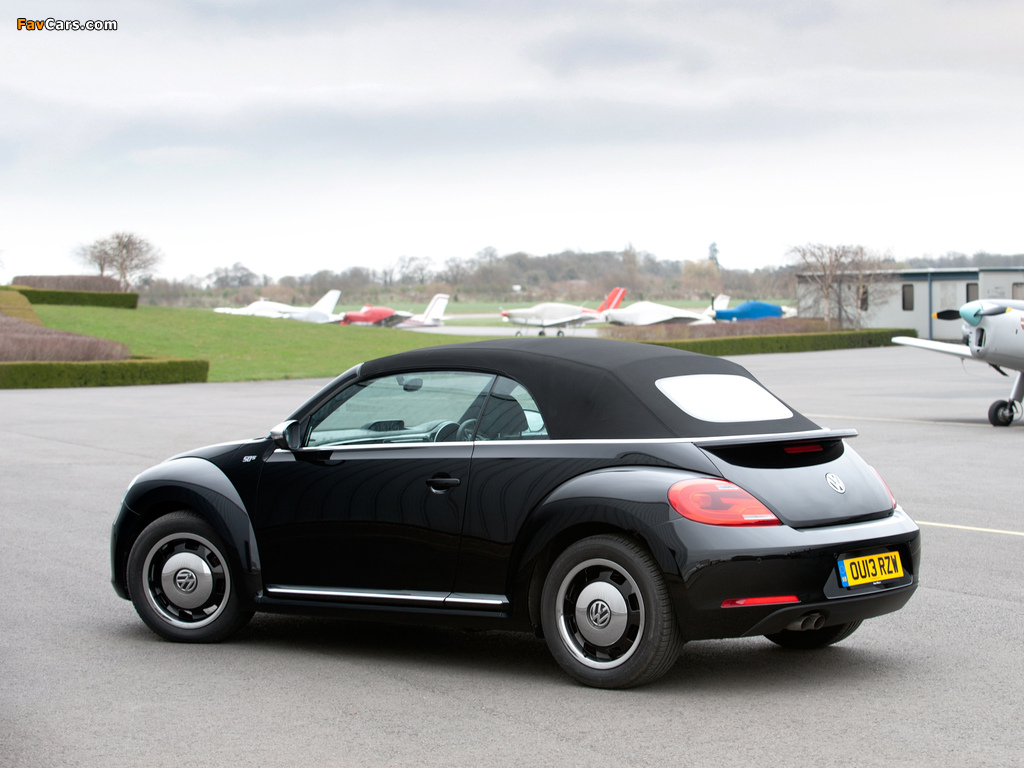 Volkswagen Beetle Cabrio 50s Edition UK-spec 2013 wallpapers (1024 x 768)