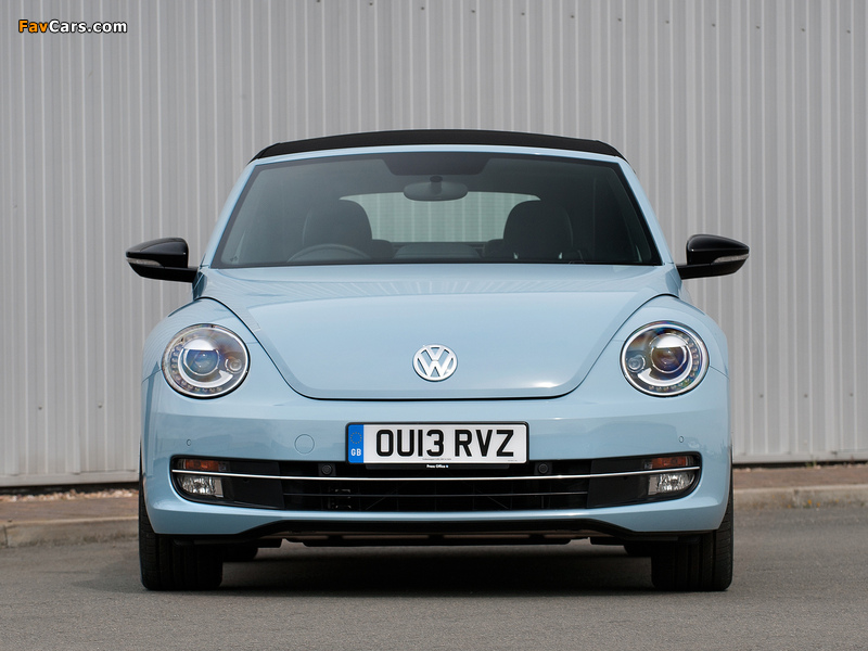 Volkswagen Beetle Cabrio UK-spec 2013 wallpapers (800 x 600)