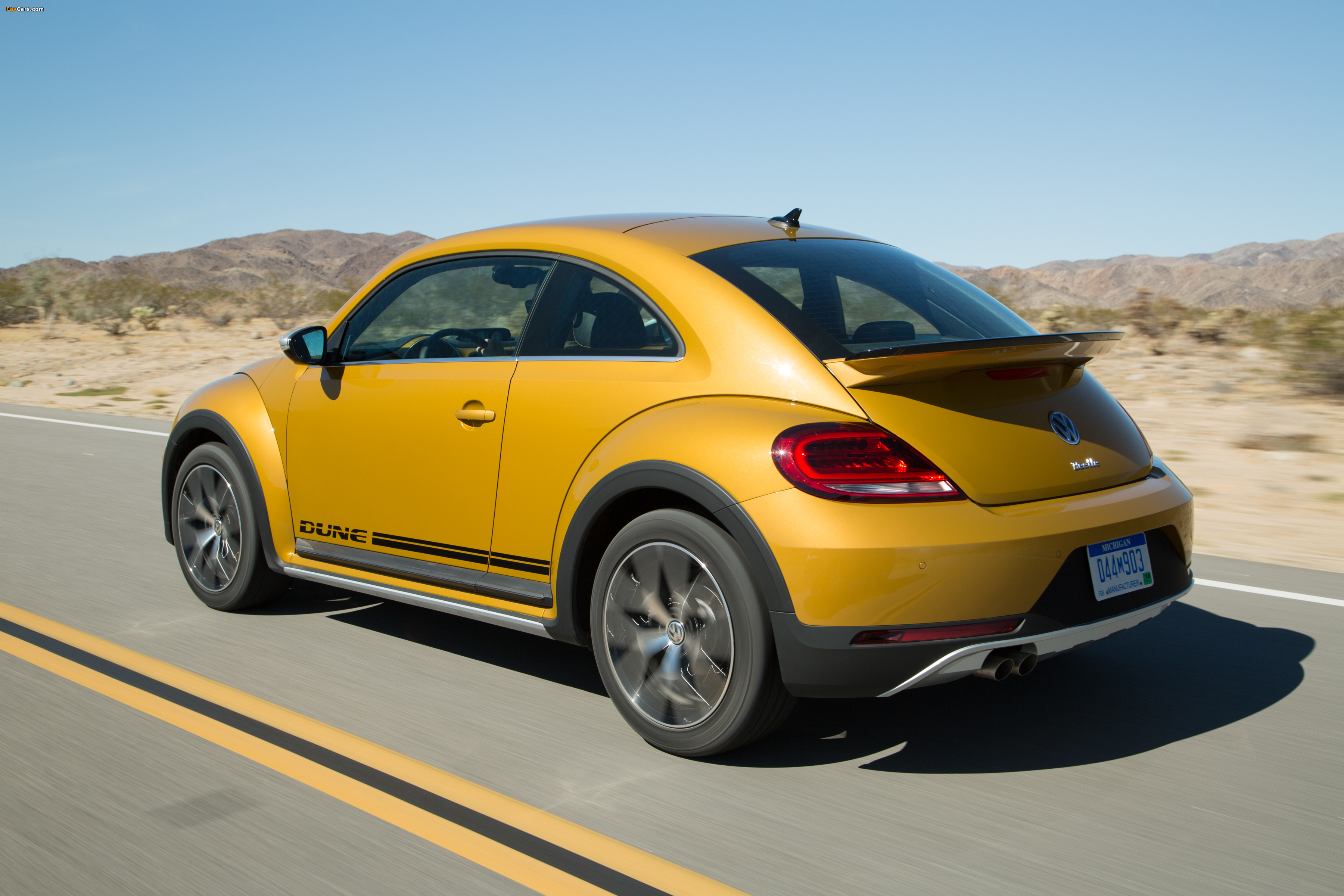 Volkswagen Beetle Dune 2016 photos (3600 x 2400)
