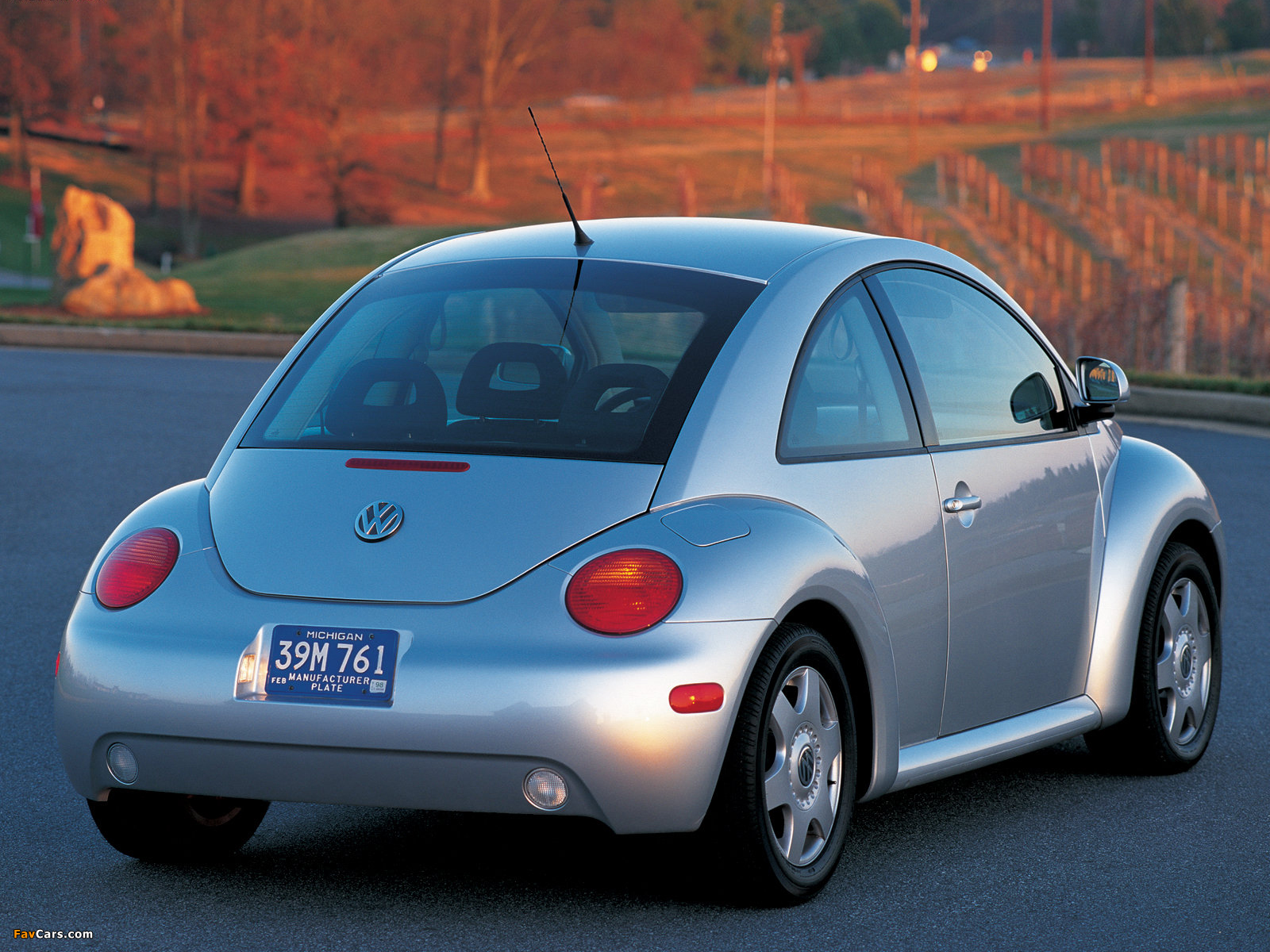 Volkswagen New Beetle US-spec 1998–2005 wallpapers (1600 x 1200)