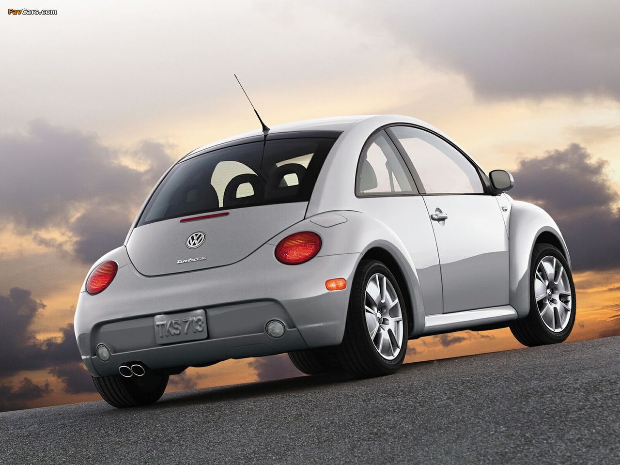 Volkswagen New Beetle Turbo S 2002 wallpapers (1280 x 960)