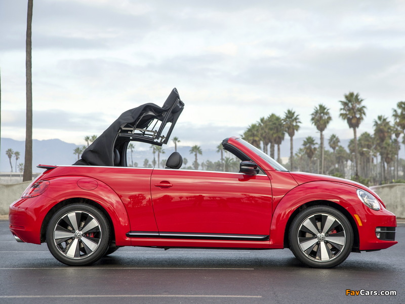 Volkswagen Beetle Convertible Turbo 2012 wallpapers (800 x 600)