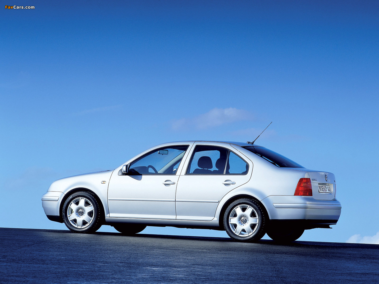 Images of Volkswagen Bora 1998–2005 (1280 x 960)
