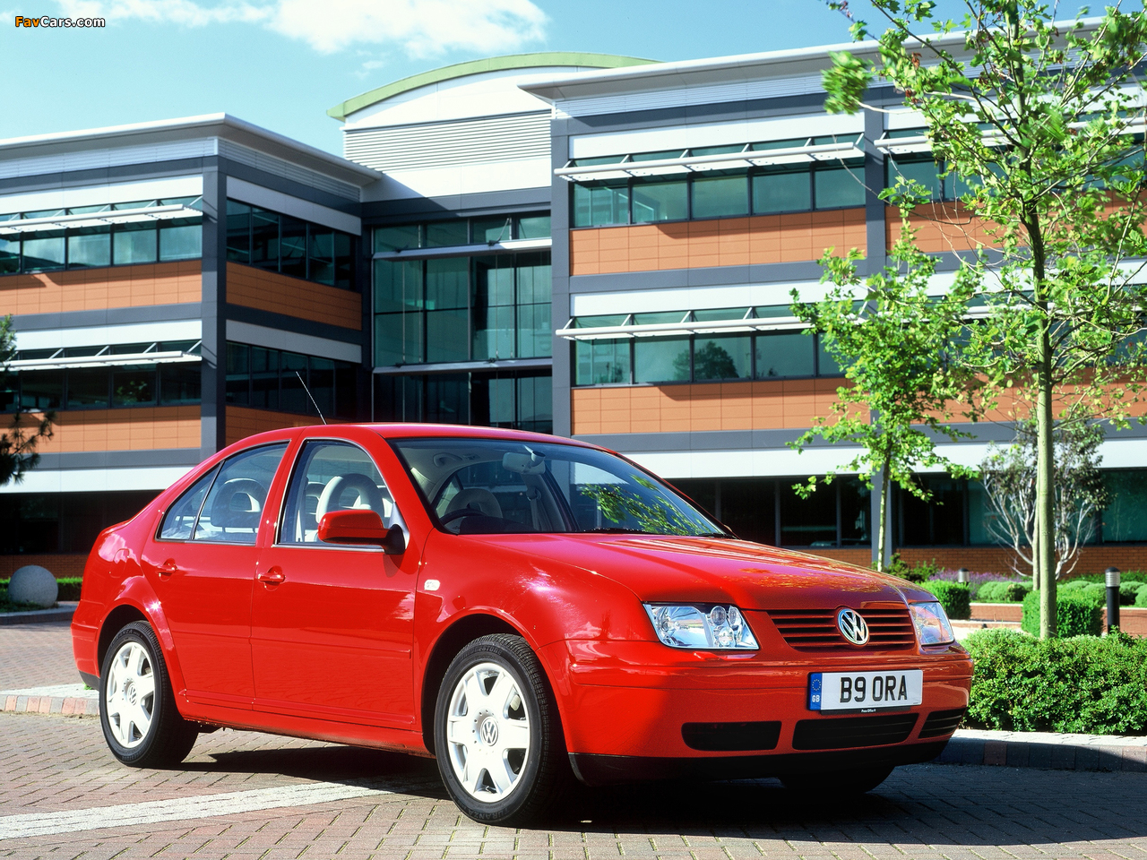 Images of Volkswagen Bora UK-spec 1998–2005 (1280 x 960)