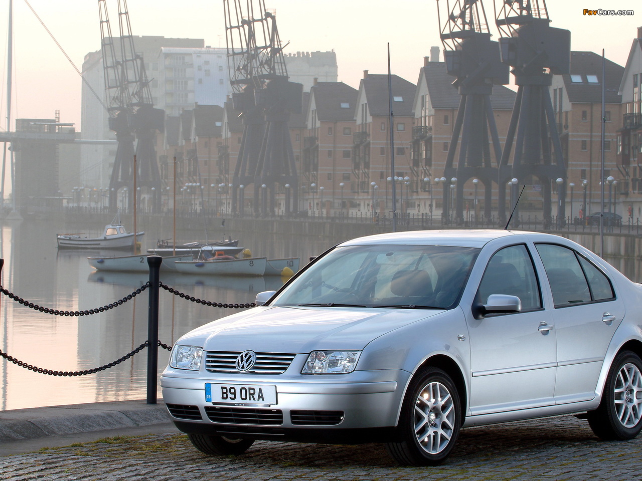 Photos of Volkswagen Bora UK-spec 1998–2005 (1280 x 960)