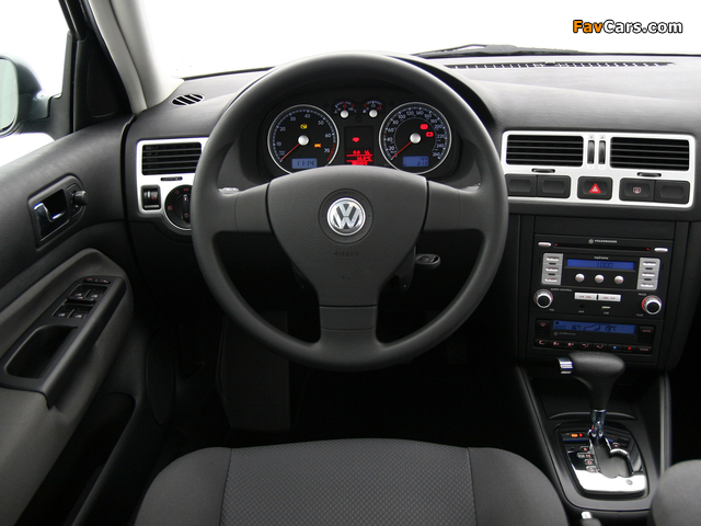 Photos of Volkswagen Bora BR-spec 2007 (640 x 480)