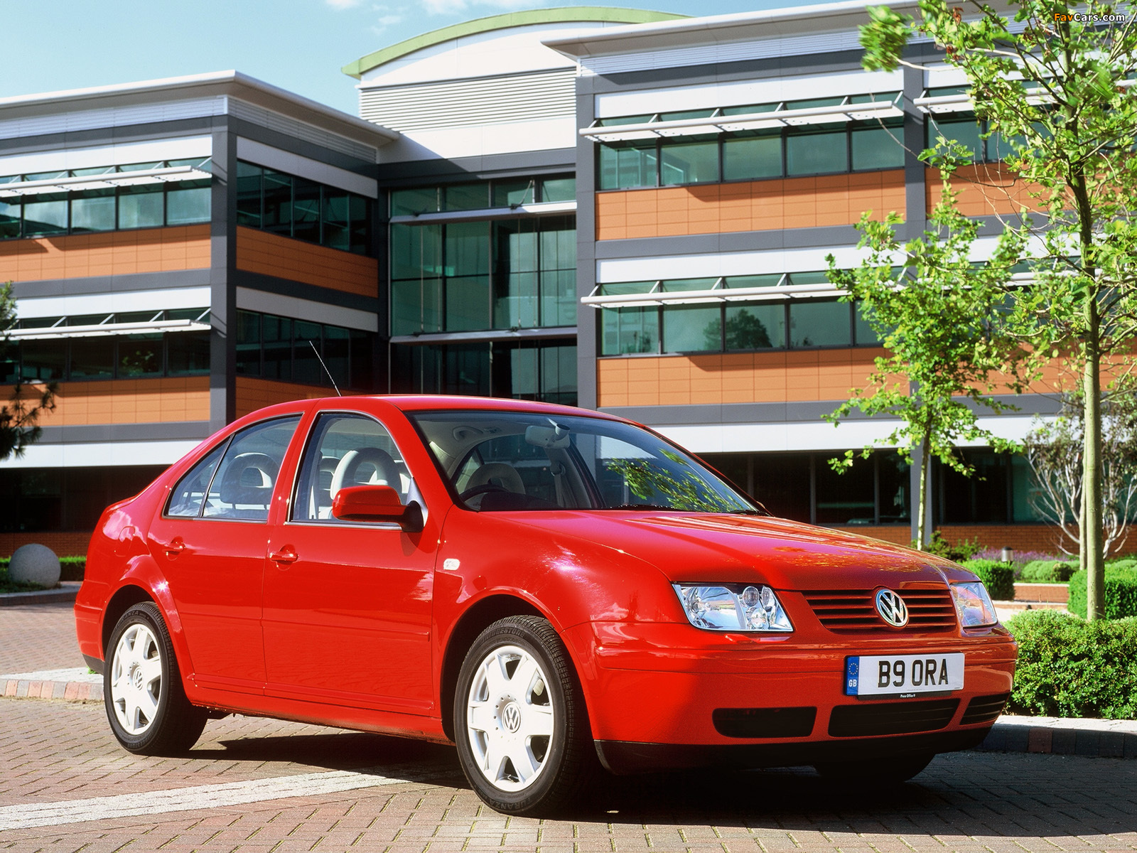 Pictures of Volkswagen Bora UK-spec 1998–2005 (1600 x 1200)