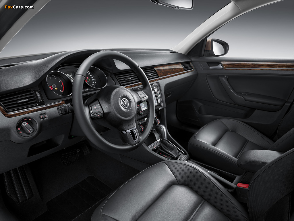 Pictures of Volkswagen Bora CN-spec 2012 (1024 x 768)