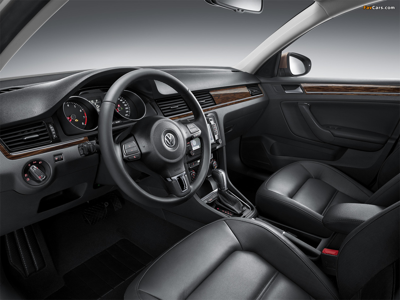 Pictures of Volkswagen Bora CN-spec 2012 (1280 x 960)