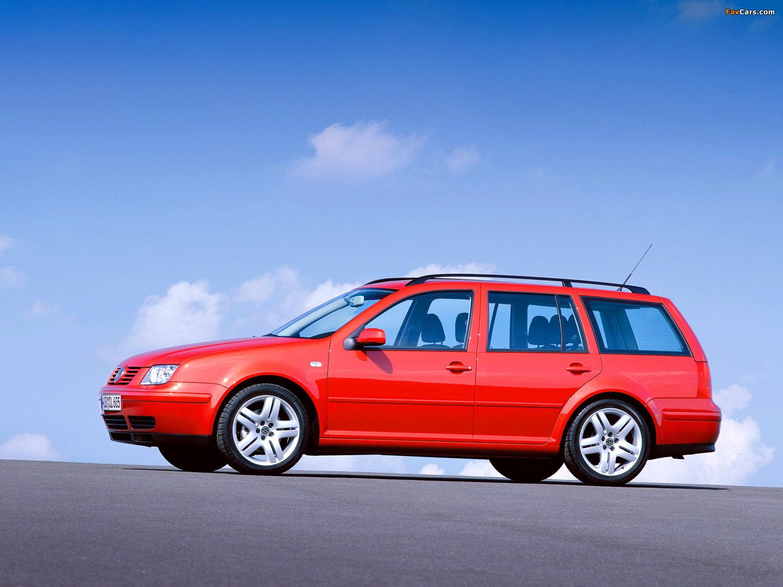 Volkswagen Bora Variant 1999–2004 pictures (1600 x 1200)