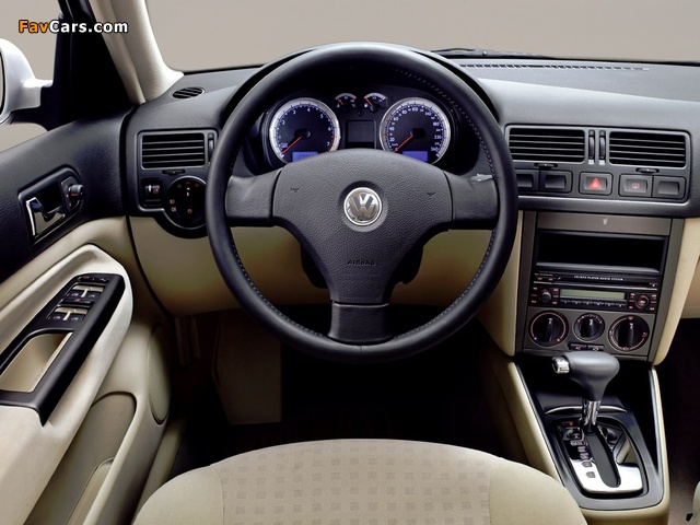 Volkswagen Bora HS CN-spec 2005–08 wallpapers (640 x 480)