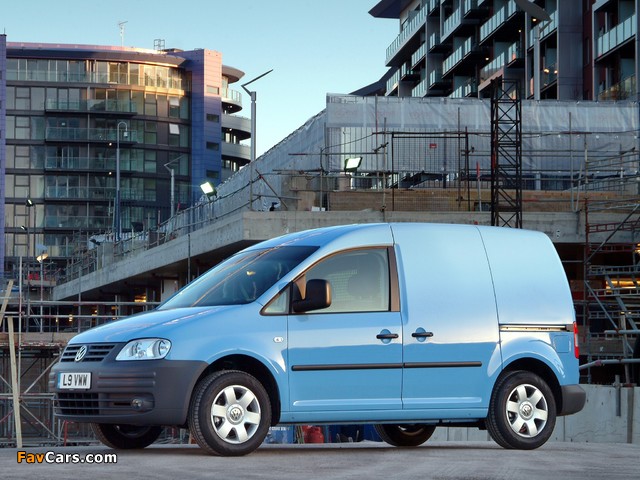 Images of Volkswagen Caddy Kasten UK-spec (Type 2K) 2004–10 (640 x 480)
