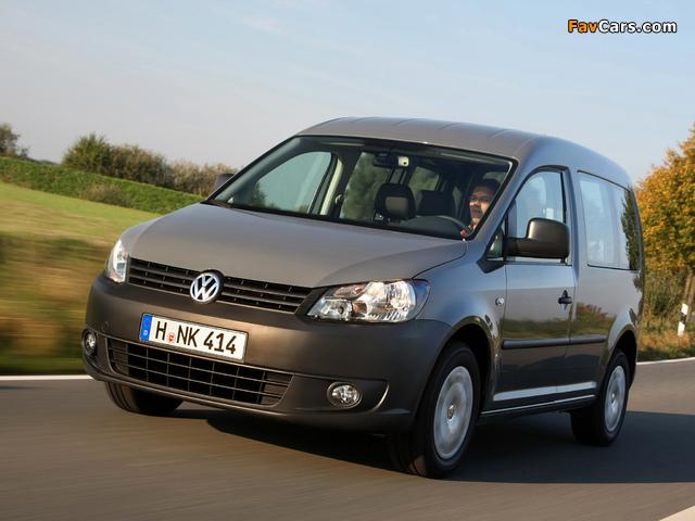 Images of Volkswagen Caddy EcoFuel (Type 2K) 2010 (640 x 480)