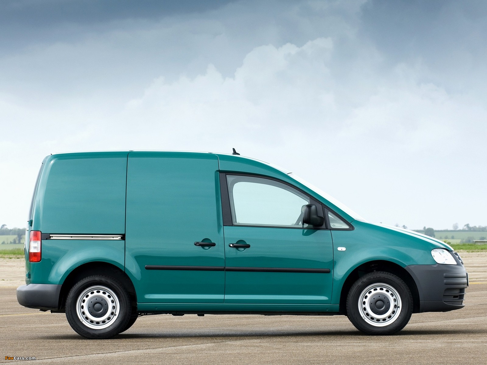 Photos of Volkswagen Caddy Kasten UK-spec (Type 2K) 2004–10 (1600 x 1200)