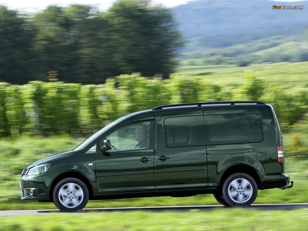 Photos of Volkswagen Caddy Maxi (Type 2K) 2010 (1024 x 768)