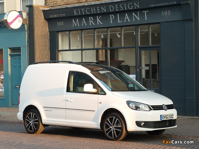 Photos of Volkswagen Caddy Kasten Edition 30 UK-spec (Type 2K) 2011 (640 x 480)