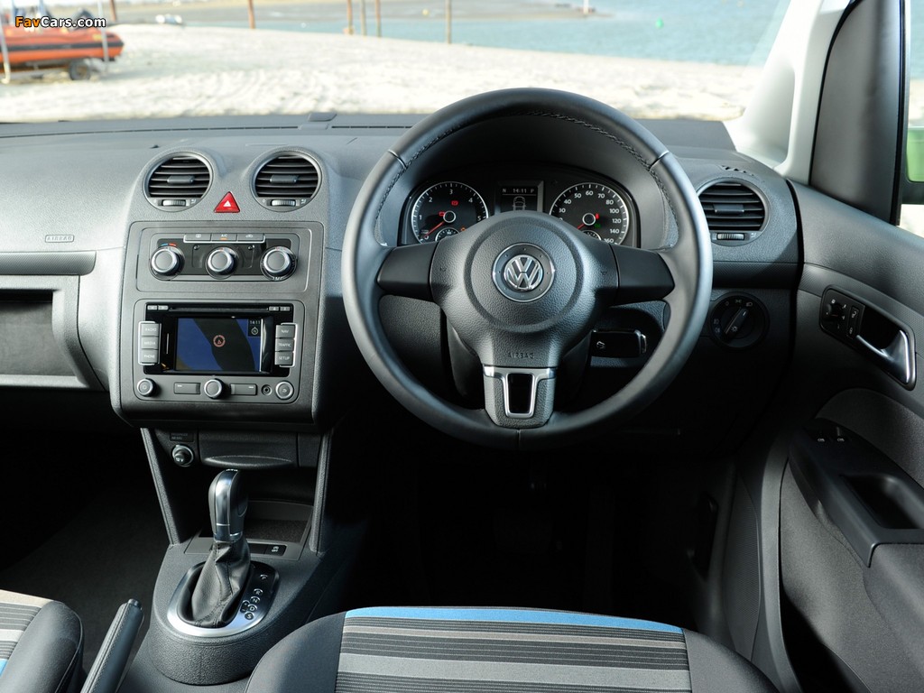 Photos of Volkswagen Caddy Camper UK-spec (Type 2K) 2013 (1024 x 768)