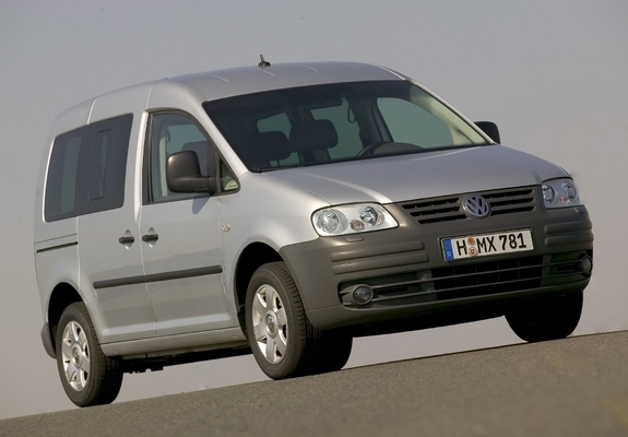 Pictures of Volkswagen Caddy Life (Type 2K) 2004–10