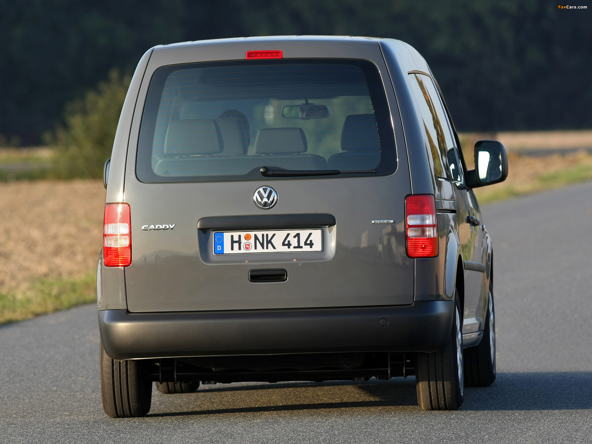 Pictures of Volkswagen Caddy EcoFuel (Type 2K) 2010 (2048 x 1536)