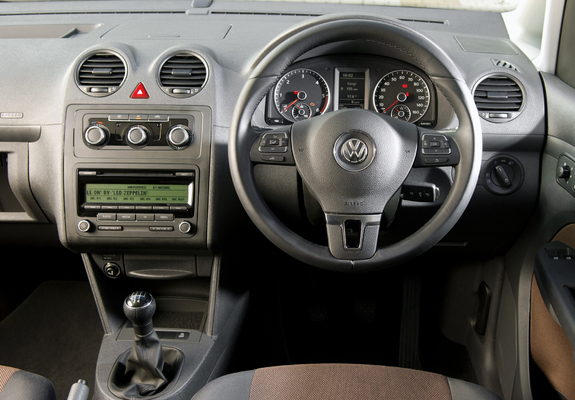 Pictures of Volkswagen Caddy Maxi Life UK-spec (Type 2K) 2010
