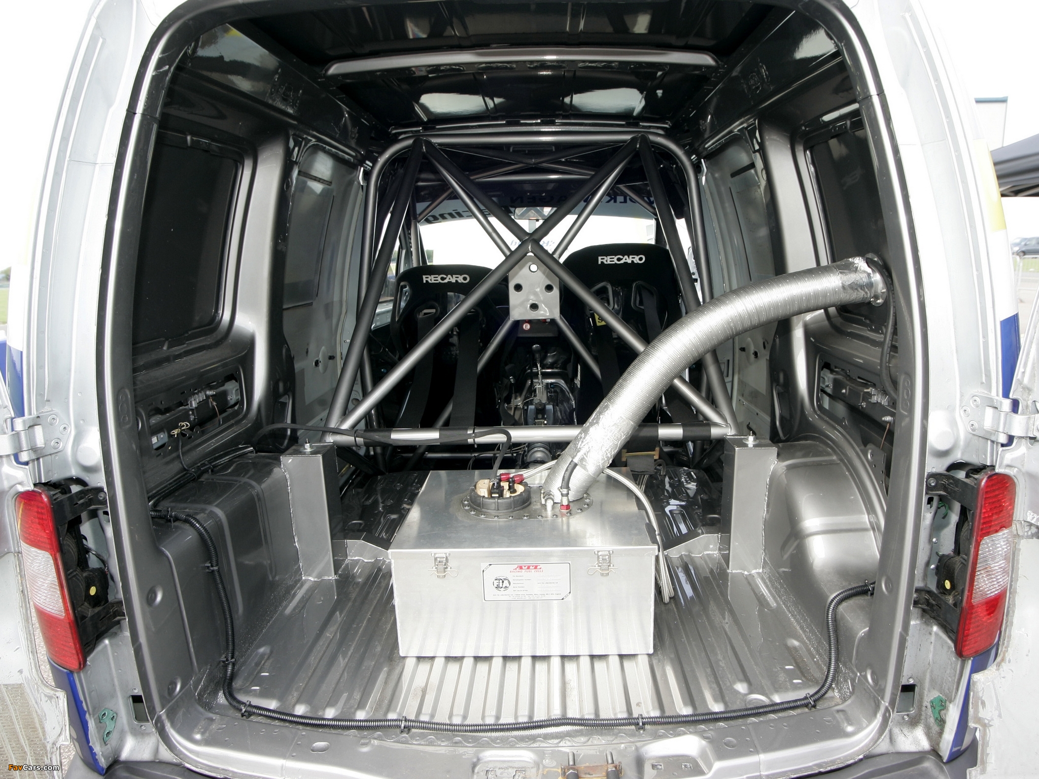 Volkswagen Caddy Racer (Type 2K) 2004–11 images (2048 x 1536)