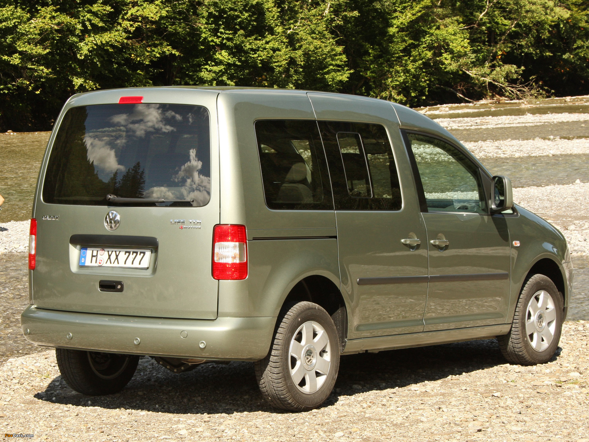 Volkswagen Caddy Life (Type 2K) 2004–10 images (2048 x 1536)