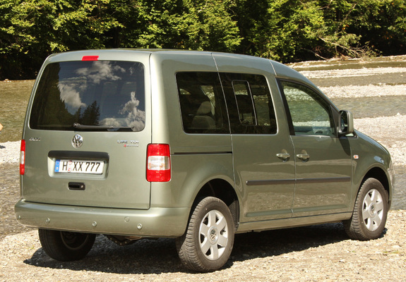 Volkswagen Caddy Life (Type 2K) 2004–10 images