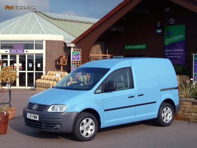 Volkswagen Caddy Kasten UK-spec (Type 2K) 2004–10 photos (640 x 480)