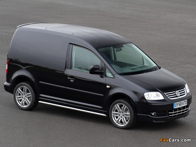 Volkswagen Caddy Sportline (Type 2K) 2008–10 pictures (640 x 480)